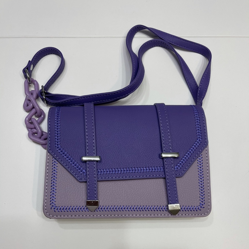 Contrast Bag